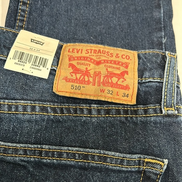 Levi's Men's Blue Jeans - Picture 5 of 8